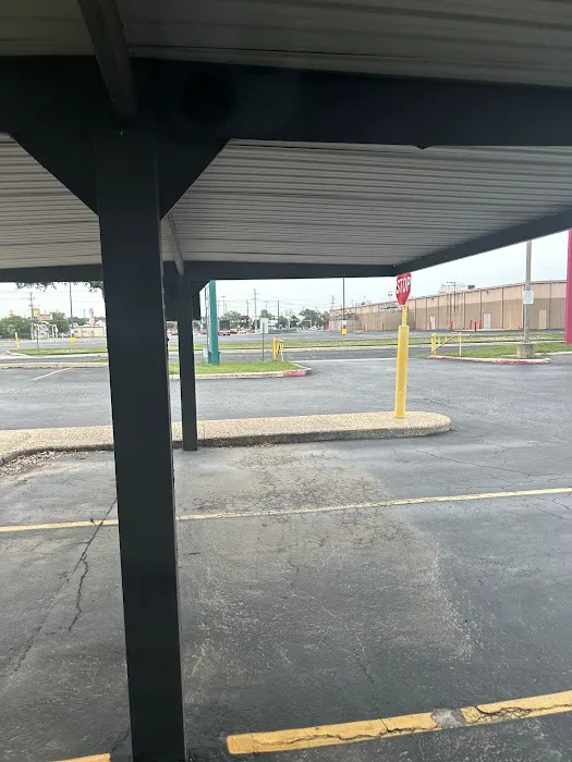 Spine and Injury Centers of San Antonio SW Picture 2