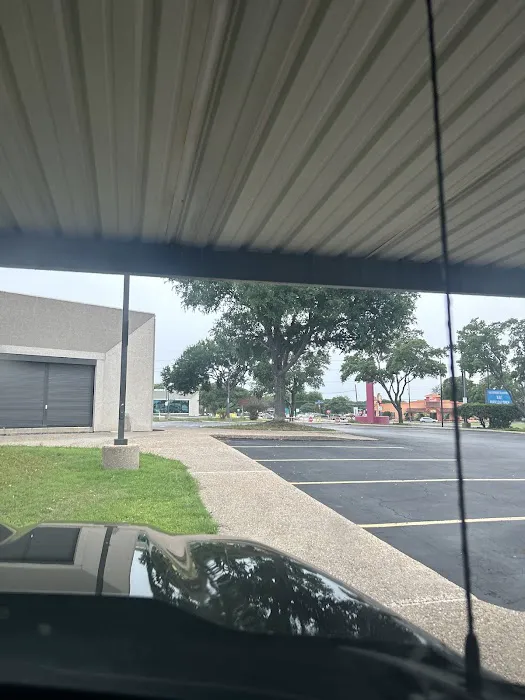 Spine and Injury Centers of San Antonio SW Picture 3