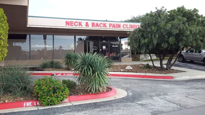 Neck & Back Pain Clinic Picture 2