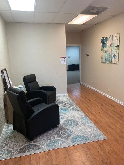 Lone Star Spine and Rehab Picture 7