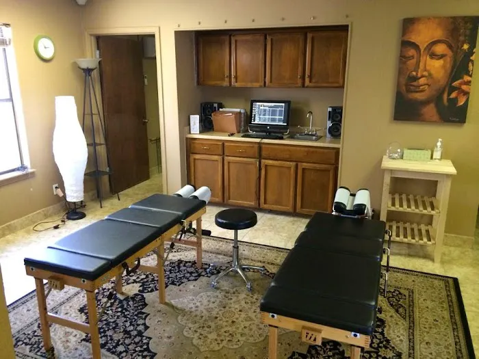 Pura Vida Chiropractic Picture 5