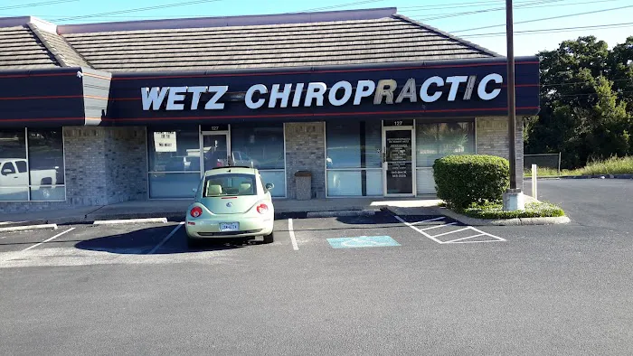 Wetz Chiropractic Clinic Picture 4