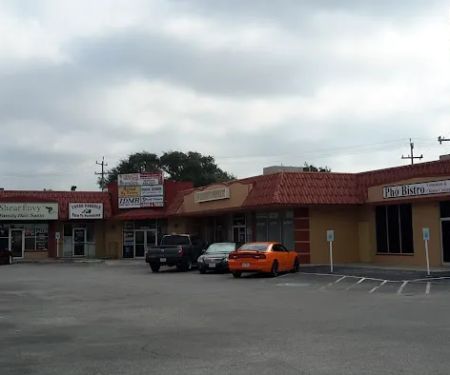Life Essentials Chiropractic & Wellness Center