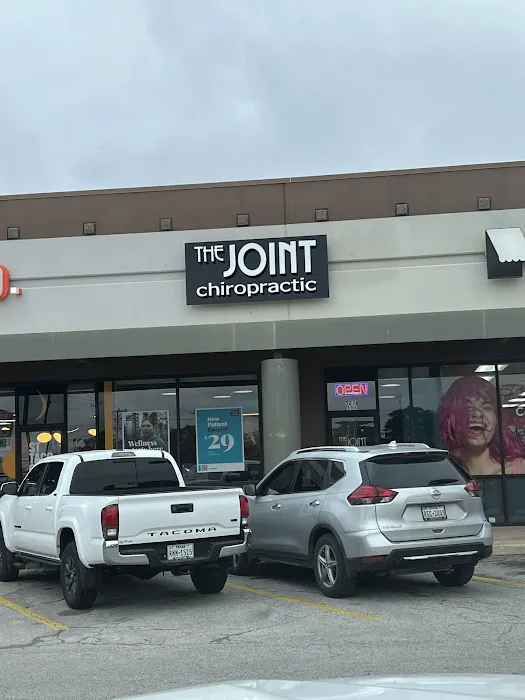 The Joint Chiropractic Picture 7