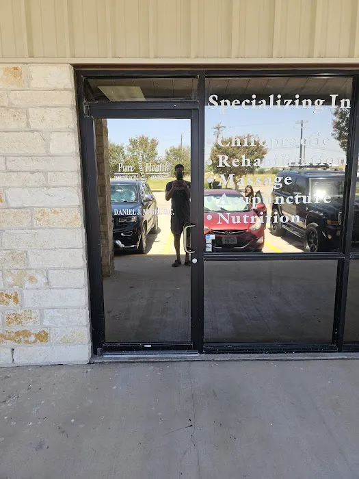 Pure Health and Wellness Chiropractic Picture 6