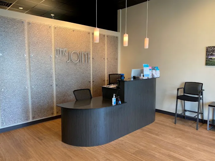 The Joint Chiropractic Picture 6