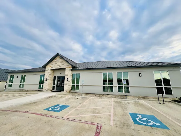 Texas Spine Clinic Picture 5