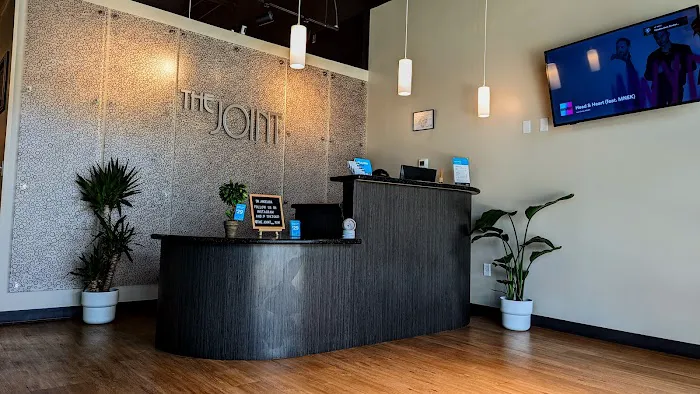 The Joint Chiropractic Picture 10