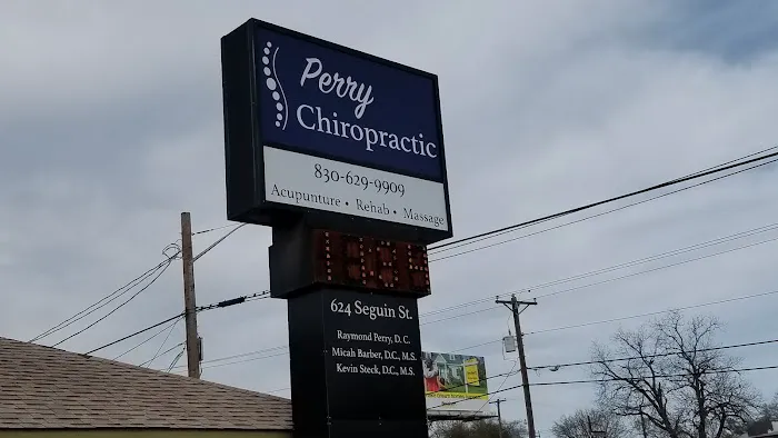 Perry Chiropractic Clinic Picture 1