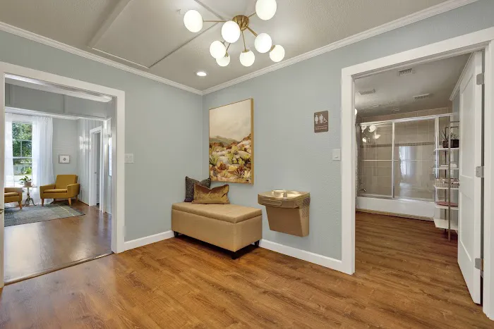 Dr. Ryan Mijares DC Picture 2