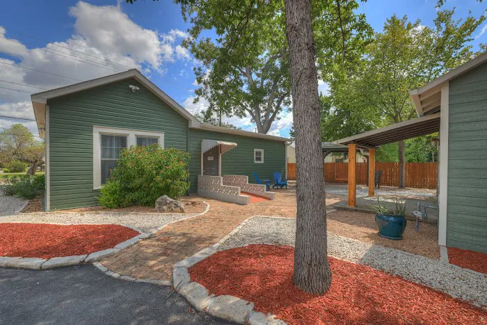 Dr. Ryan Mijares DC Picture 5