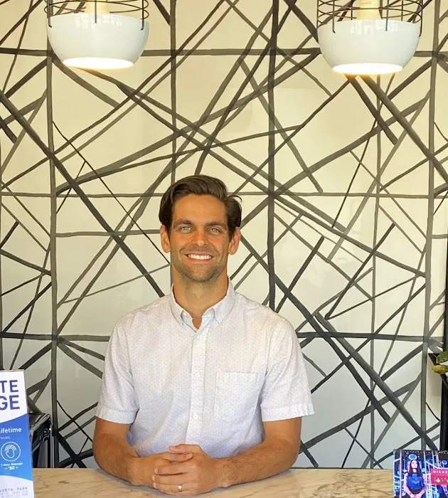 Dr. Ryan Mijares DC Picture 7