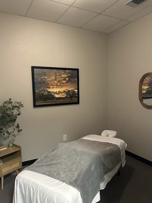 Fair Oaks Chiropractic Picture 8