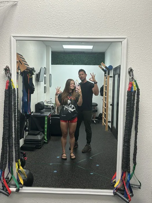 Accelerate: Sport and Spine Rehab-Dr James Randy Jonas Picture 4