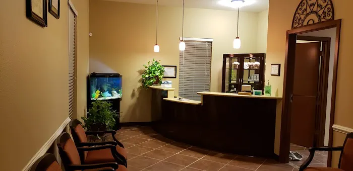 Rosales Chiropractic Clinic Picture 2