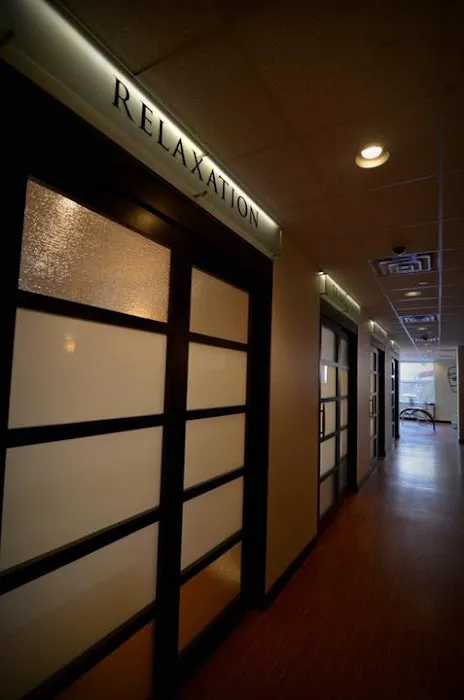 Stephan Randy DC, NYC Chriropractic & Physical Therapy Picture 4
