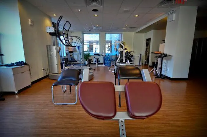 Stephan Randy DC, NYC Chriropractic & Physical Therapy Picture 1