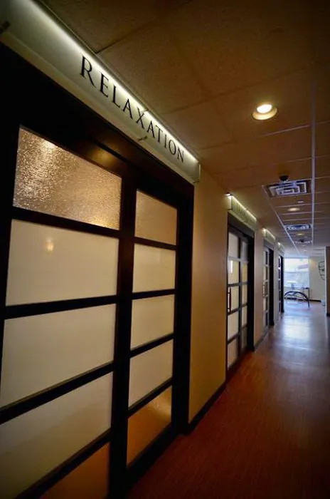 Stephan Randy DC, NYC Chriropractic & Physical Therapy Picture 9