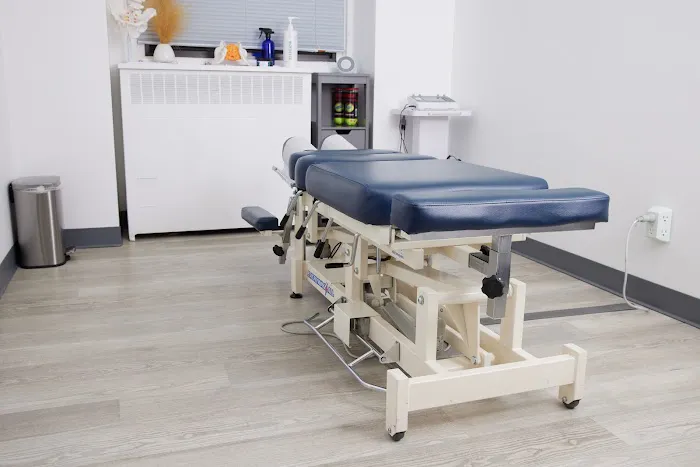 Apex Acupuncture and Chiropractic - Downtown FIDI Picture 2