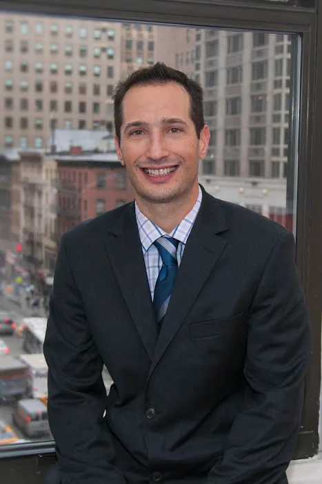 Jason Feinstein, DC | William Street Sports & Spine | Axon Health Associates Picture 8