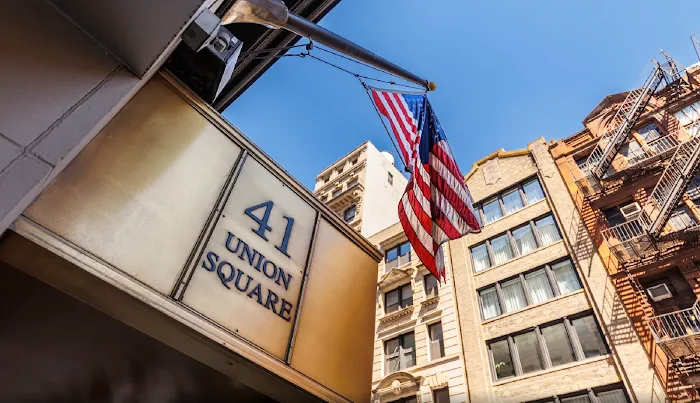 Union Square Spine and Rehab Picture 1