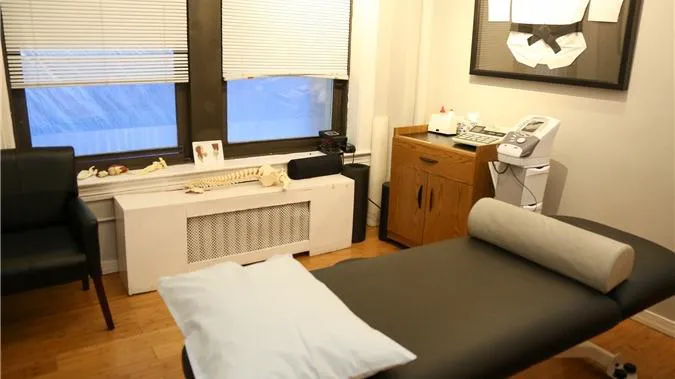 Applied Health Chiropractic Picture 6