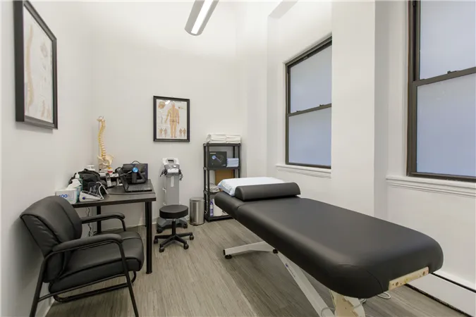 Dr. Charlie Bui, DC Picture 6