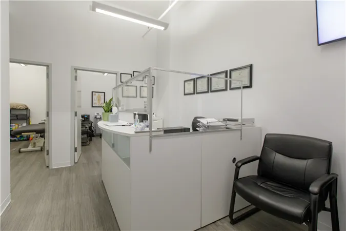 Dr. Charlie Bui, DC Picture 8