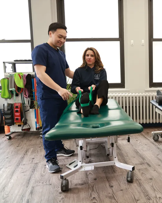 Broadway Chiropractic and Wellness Picture 3