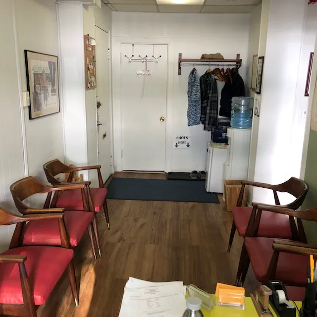 Alive & Well Chiropractic Picture 3