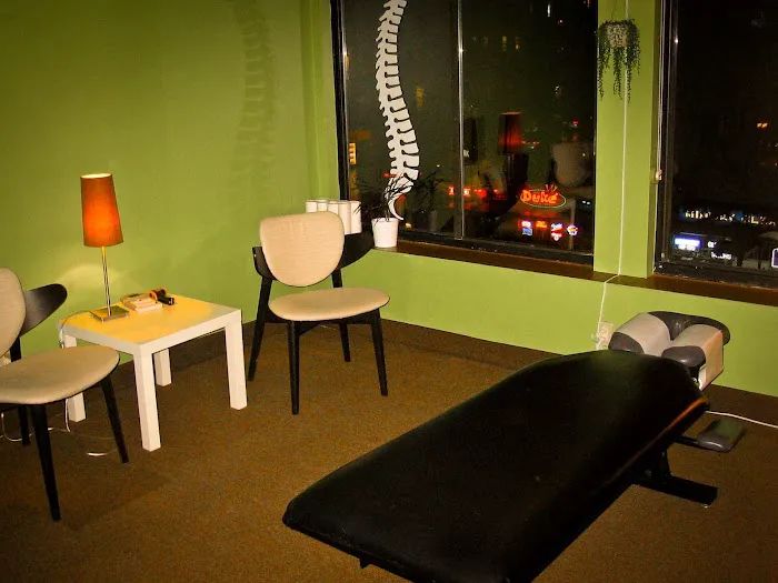 Alive & Well Chiropractic Picture 2