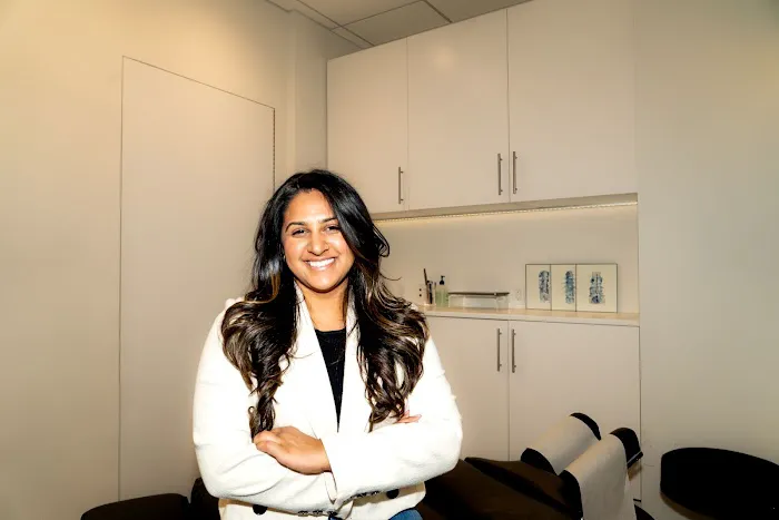 Dr. Jasmine Bhoola Picture 1