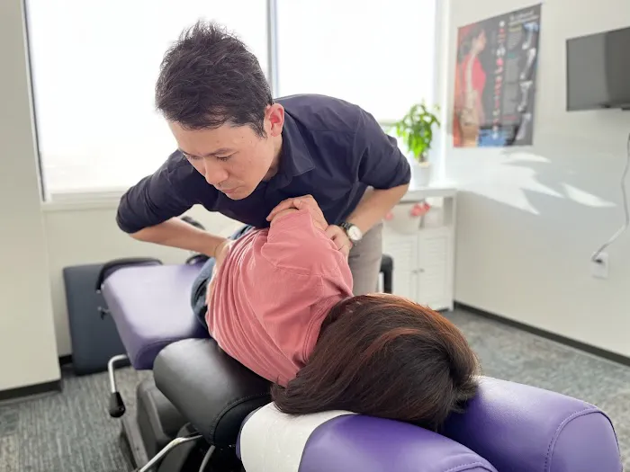 Uemura Chiropractic Picture 9