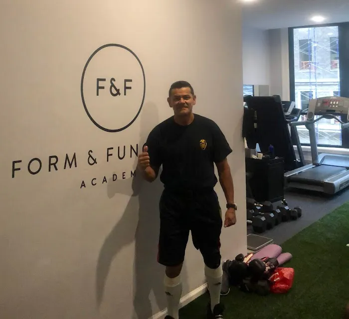 Park Avenue Spine-Dr. Paul M. Salinas, D.C. CCSP Picture 2