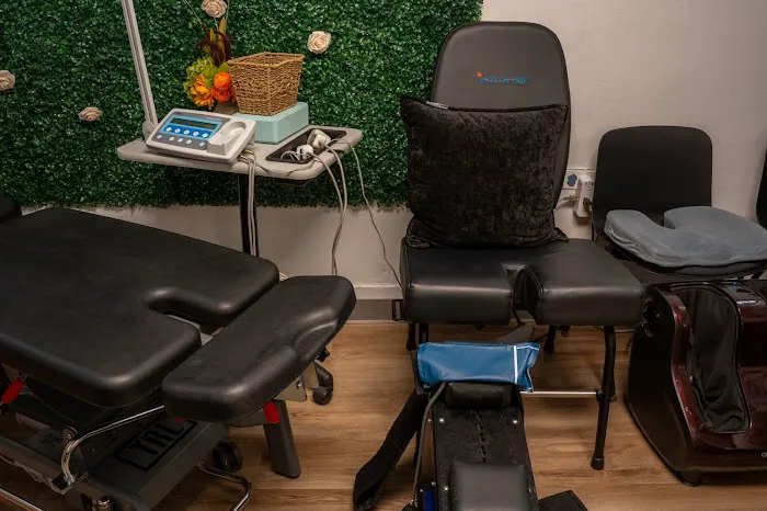 Lamb Chiropractic, Adam Lamb DC Picture 3