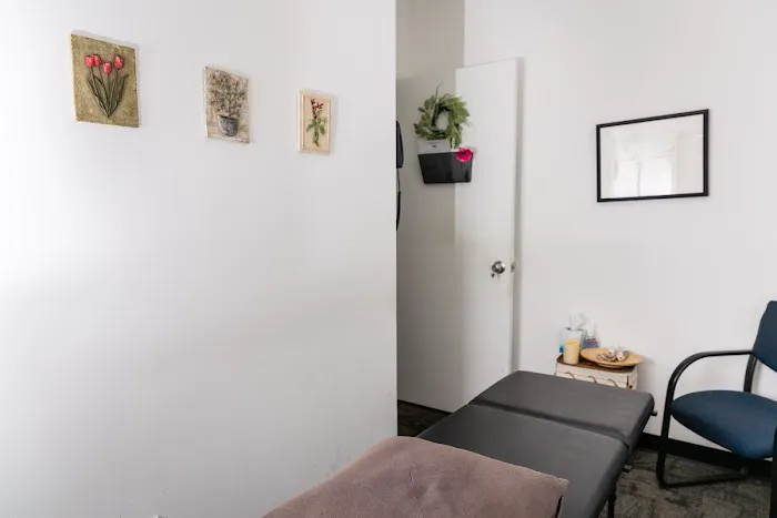 Angrist Chiropractic & Wellness Care Picture 4