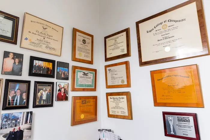 Angrist Chiropractic & Wellness Care Picture 10