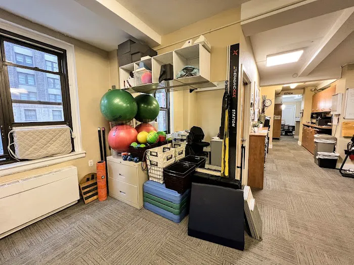 Dr. Ruth Fernandez, DC - Chiropractor Picture 1