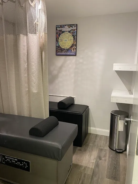 Dr. Watins - West Side Comprehensive Chiropractic Picture 10