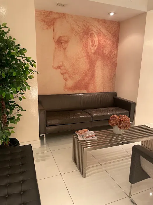 naderi chiropractic Picture 2