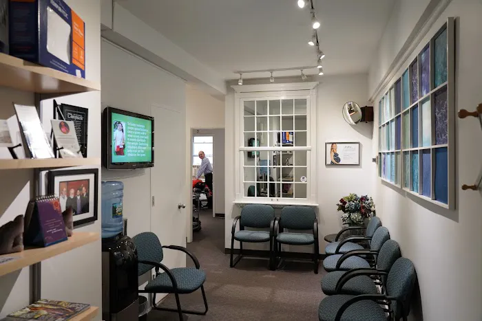 Sutton Place Chiropractic Picture 1