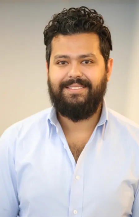 Dr. Michael Younan Picture 3