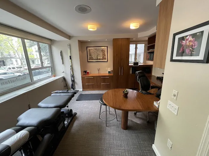Manhattan House Chiropractic Picture 2