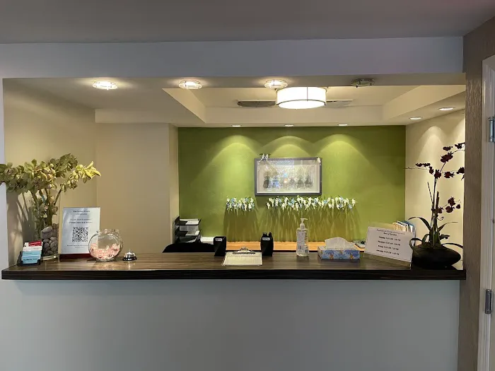 Manhattan House Chiropractic Picture 6