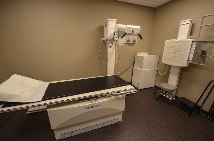 Kayal Orthopaedic Center, Physical Therapy & Chiropractic Picture 7