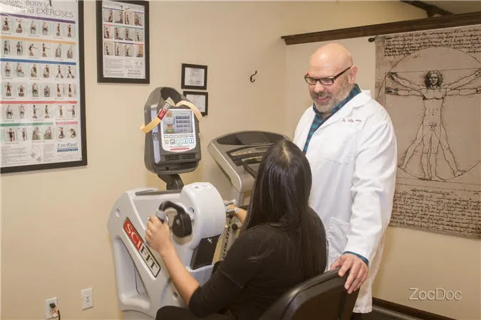 Kennedy Chiropractor Wellness Center Picture 3