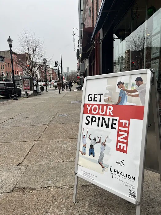 Dr. Andrew Lapkin,D.C Realign Spine and Wellness Picture 1
