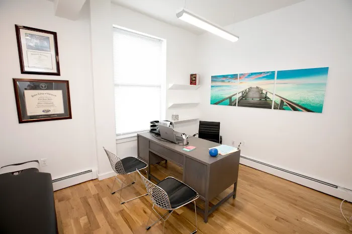 Hudson Sport & Spine Chiropractic & Physical Therapy Picture 2