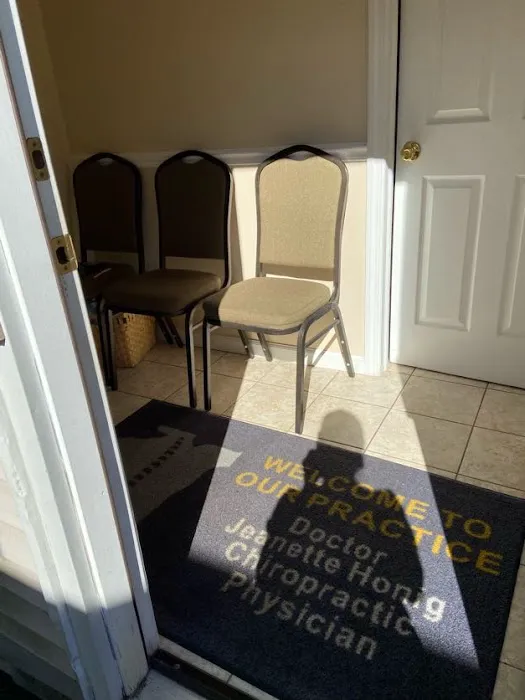 Dr. Jeanette Honig, Chiropractor LLC Picture 8