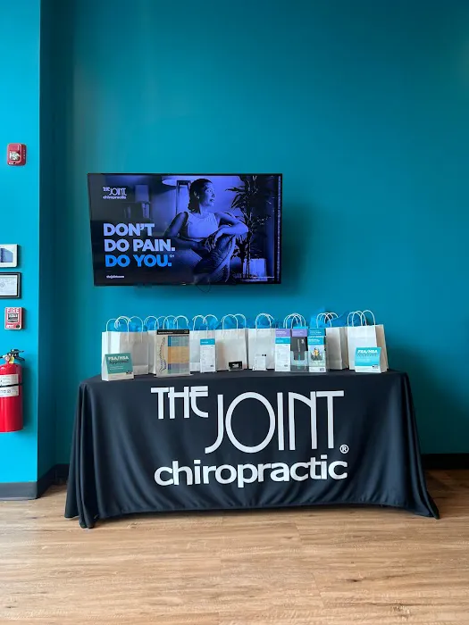 The Joint Chiropractic Picture 7